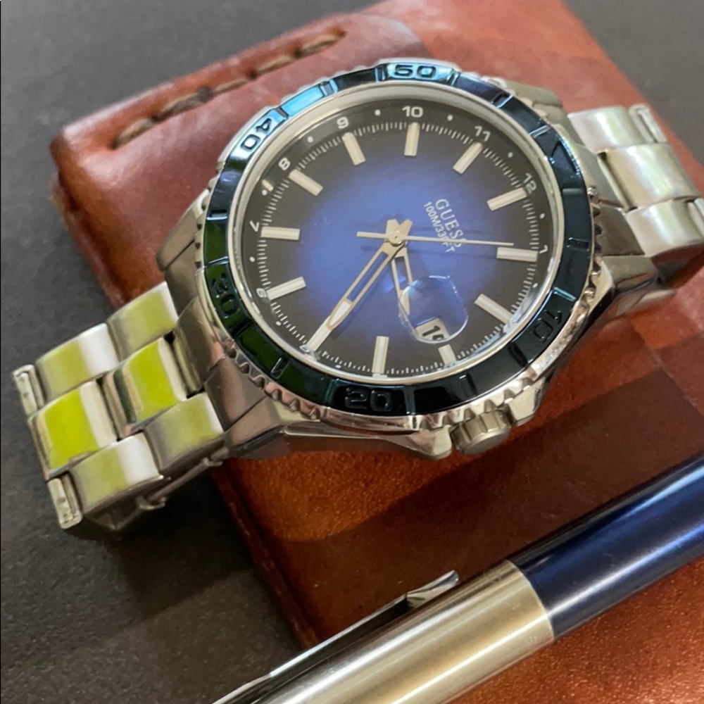 Guess Watch - Picture 3 of 12
